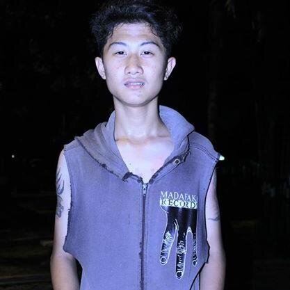 bristhey 02_february_1996 ,Facebook ( wahyu acong ll ) twitter ( @wahyu_acong9 ) ^_^ This is the account that I had (O_O)