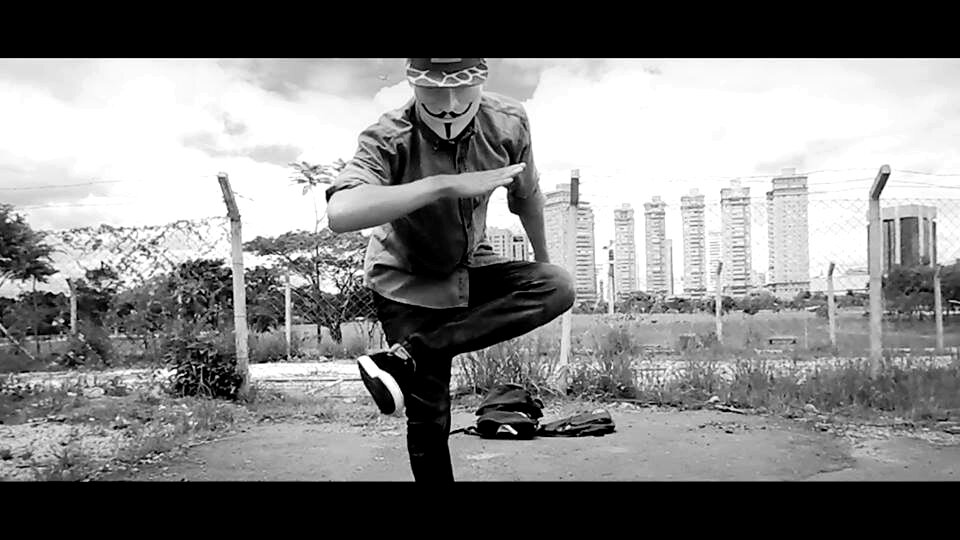 ProductionsFree's profile picture. https://t.co/eOtRPRg4BO acesse