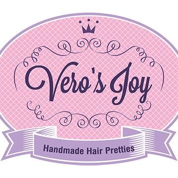 Mom and owner of Vero's Joy Boutique that specializes on baby and girl handmade clothes, headbands and accesories.
