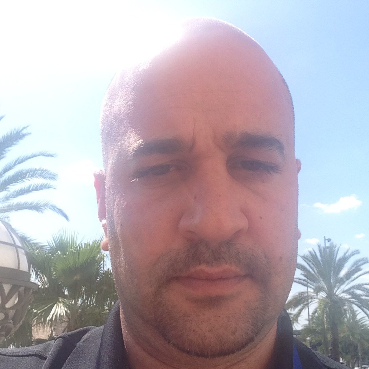 djhoelzle's profile picture. 