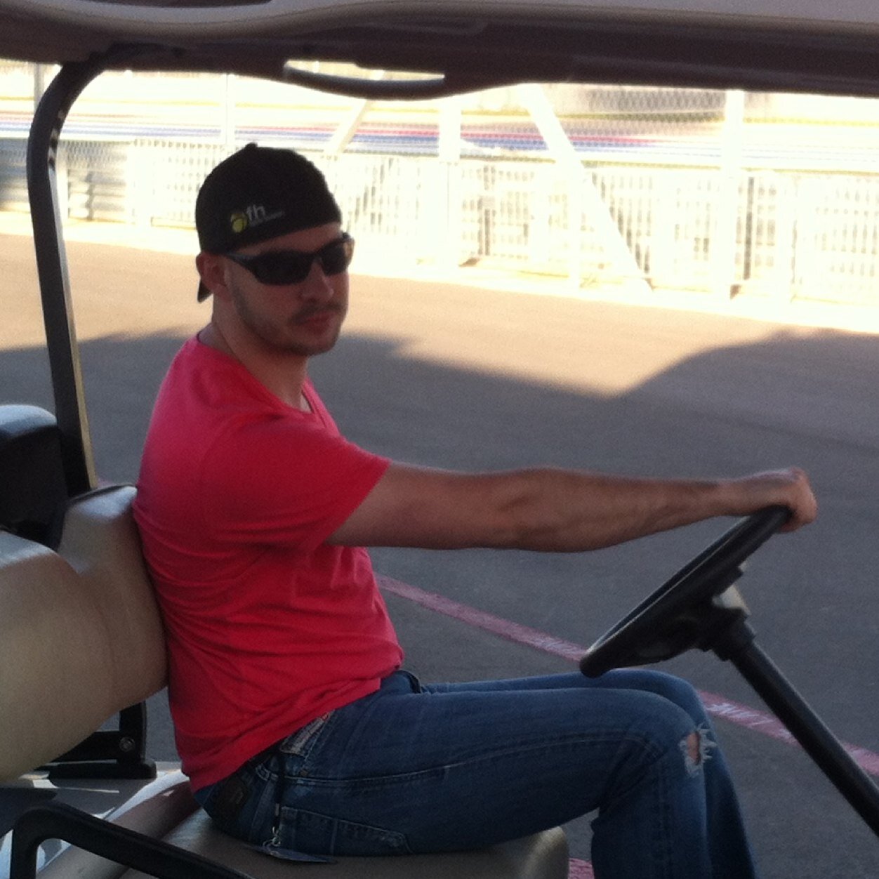 jeffreybarfield's profile picture. 