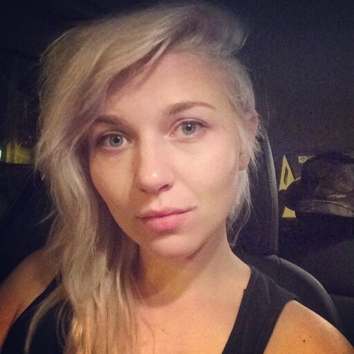 alipooo's profile picture. Grad student 👩🏼‍🔬| Cat lady 🐱