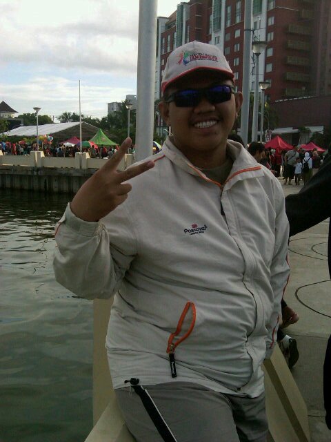 Hai. Senang Berkenalan Dengan Anda Semua. Aku Resky Storm. Picmix @reskystorm. Pin.327DAFD1
