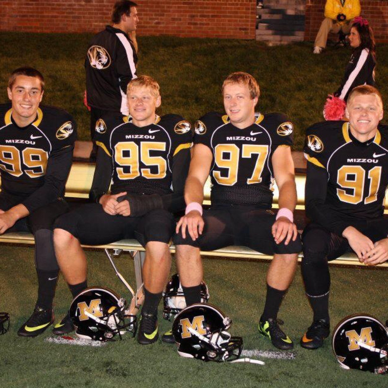 TreyFootball97's profile picture. Fulton Hornets Head Football Coach. Former Punter for the Missouri Tigers.