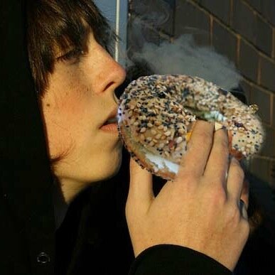 BagelTeen's profile picture. bage or die