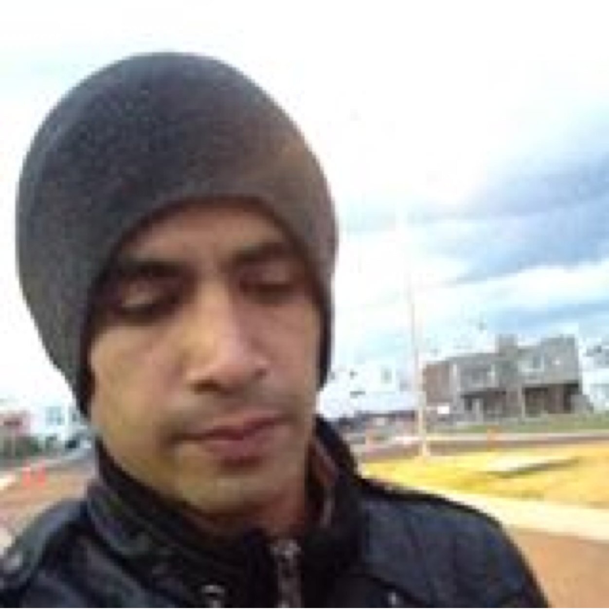 Soy jugador de fútbol desde pequeño. Si en verdad quieres algo con todo tu corazon lucha por lograrlo porque nadie lo va hacer por ti.
