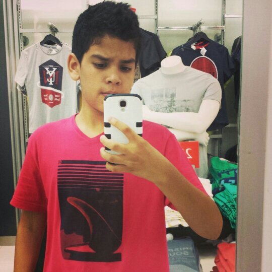 Xbox live BenttoM20 ,                                                                         Instagram - BenttoMonte