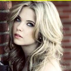 Vampiress turned in 1773 by @eternal_maestro. From Germany. In love with @VampireRobin and @JMichaelDawes - I'm a complicated woman *Winks* | #RP #TVF