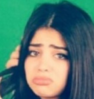 و ما أنا إلا فتاة : أحمل بصدري حنان أمي و كبرياء أبي , و أهتم بمن يهتم بي دائماً ♥♥♥♪*