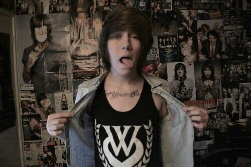 I'm sexy as hell. || bisexual. || Cuddle Buddy! @Wynter_1213_  Gabe