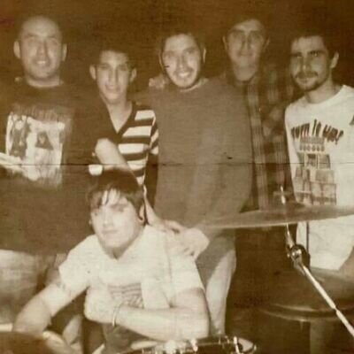 yo no me creo ese cuento que un fracaso se adueño, hacer es la idea y creerse que posible es la canción