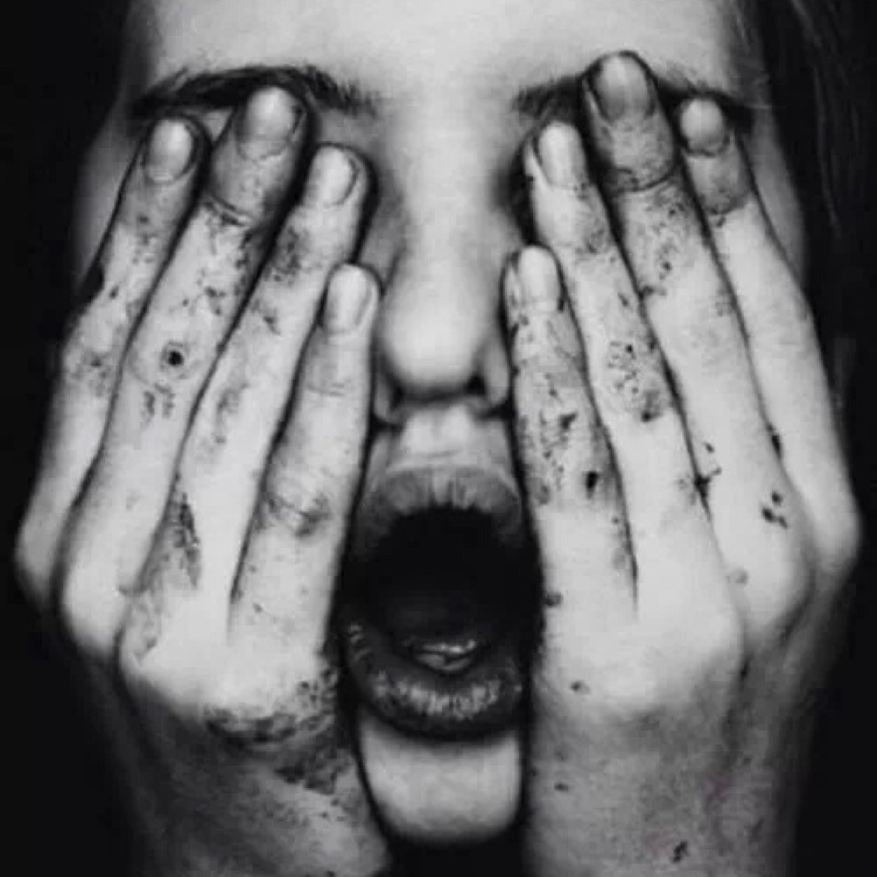 Je n'ai plus la force de me battre, laissez moi. // secretaccount