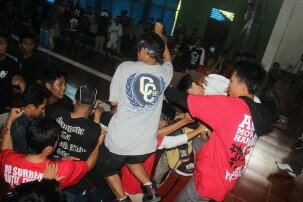 we are @Gigihrastrt @PFsYNRBima @AndraArivianda @AvisEdmy #KeepMoving