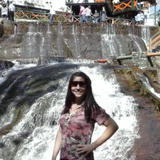 Ser bonita não interessa.Seja interessante!. =D