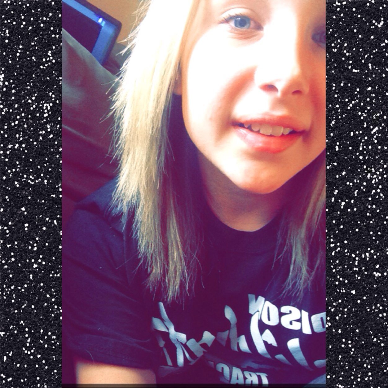 Its your life live the way you want.No regrets. Singlee ( crushing )Snap me  Harlie001
