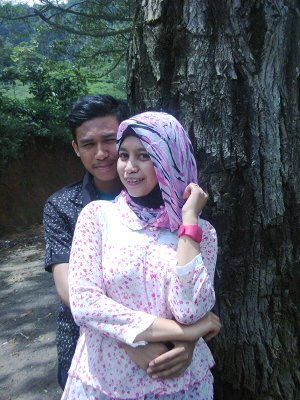 Ntriew_Yulianto's profile picture. Cinta memang indah tapi di balik semua itu cinta menyakitkan juga :-p