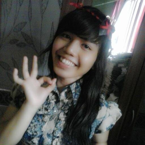 I liKe SmilE  ^_^ because that make our face become beautiful..........   GOD is mY SOUL  &  SpiRit IS mY LIVE ...........
