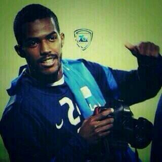 ومن لا يعشق الهلال لازال أعمى عن جمال الدنيا