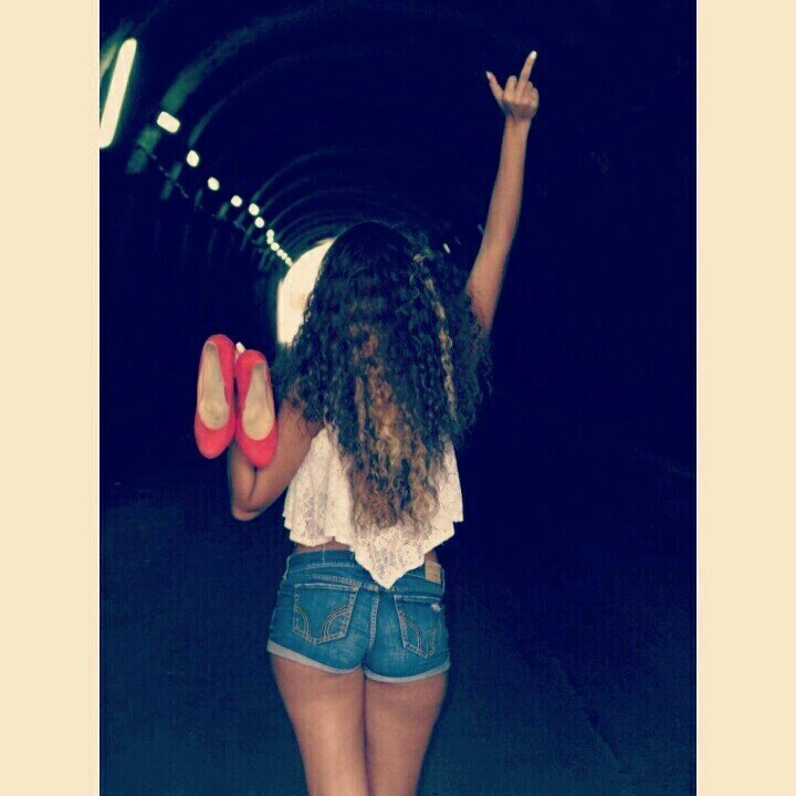J'suis pas facile à vivre, j'le sais, j'l'assume, et j't'emmerde.. #TeamFitness , #TeamPlacoly #MeilleureDeJasmine Instagram ::lameiitiiss