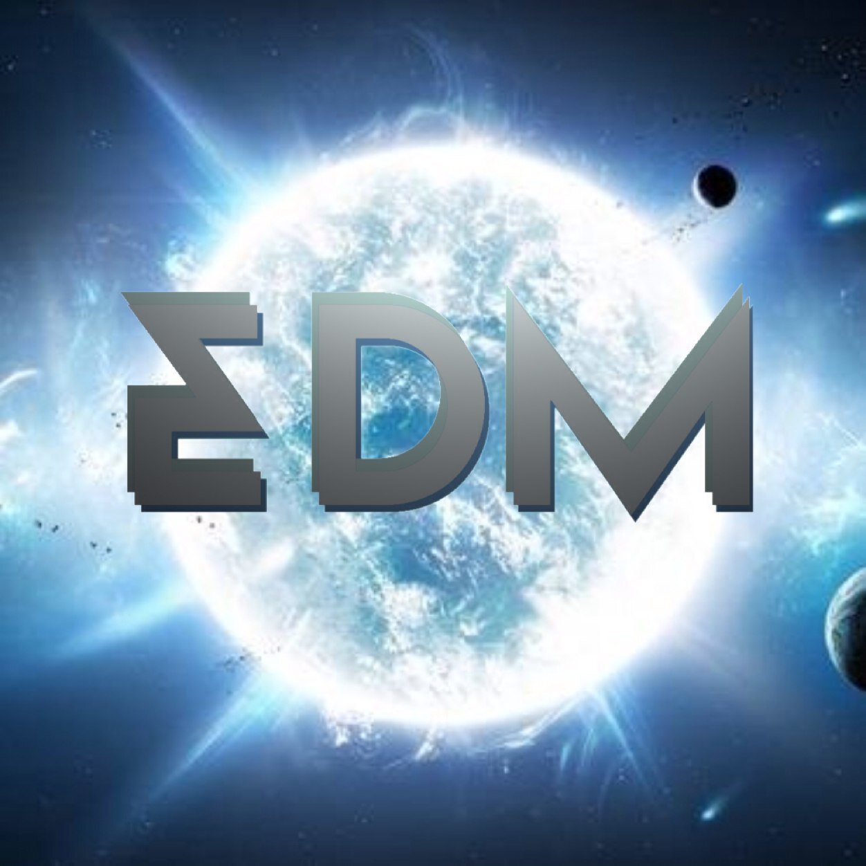 Official EDM World account. News, Updates, Tracks and Everything Electronic Dance Music (EDM)