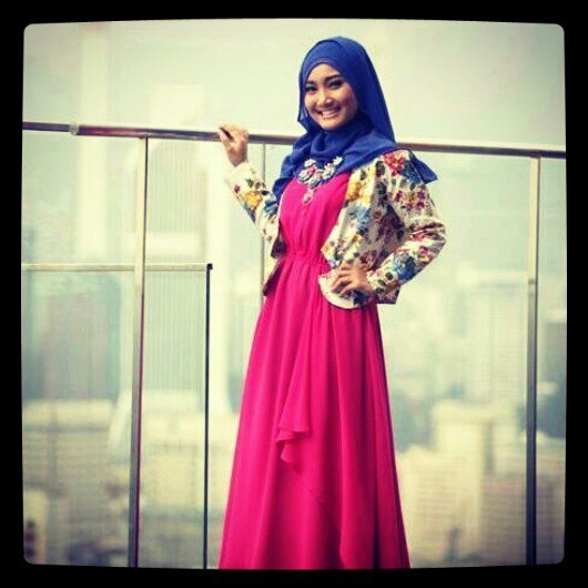 Akun Twitter Fanbase Fatinistic Pasuruan.
Regards to @FatinSL @Fatinistic