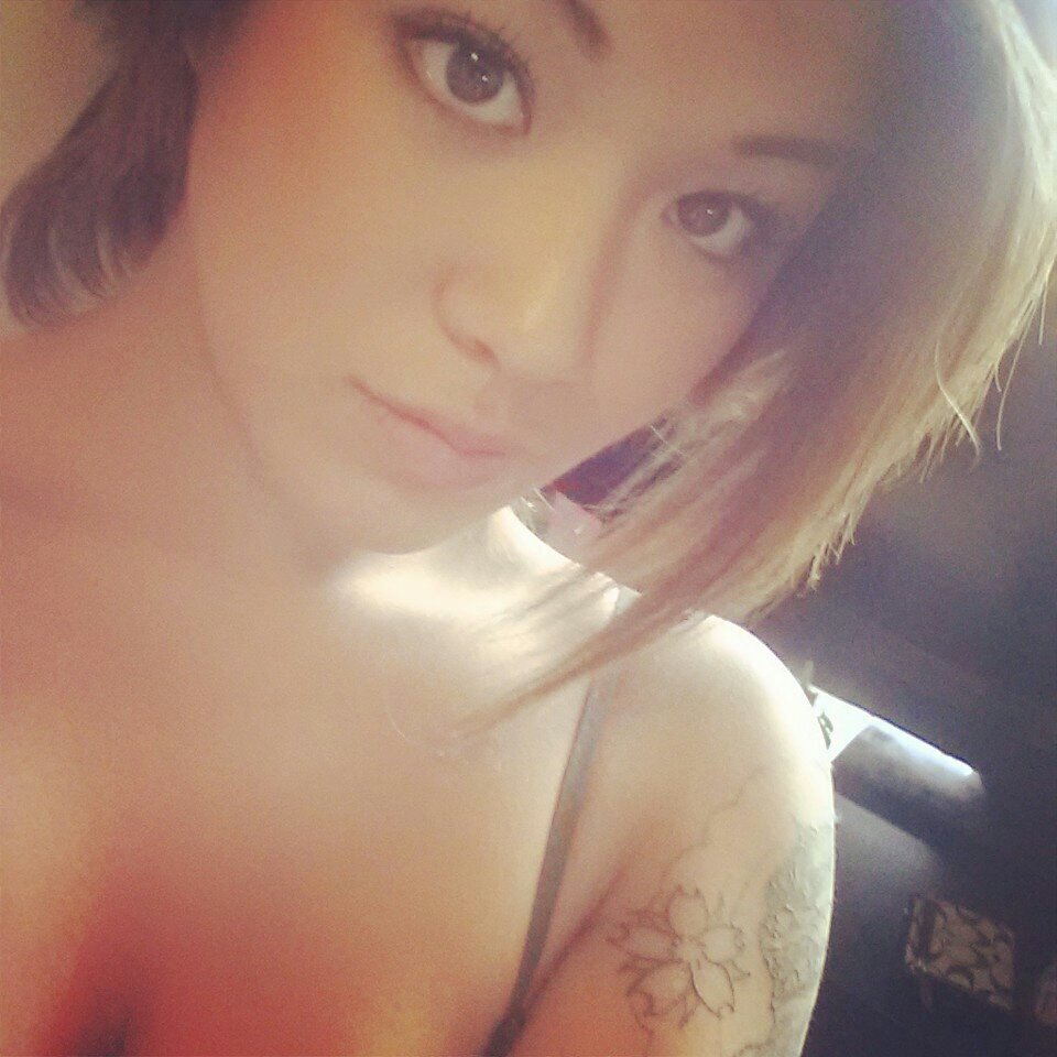 A simple life girl taking on the world.. Born & Raised 604 Vancouver: Live Fast, Die Young & Leave a Good Looking Corpse; Fcuk Shit Up - Wreckless.. MANSU702 ♥