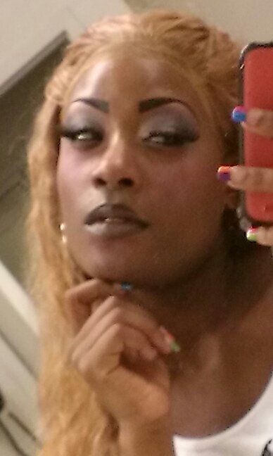 Skittlez reppin Da 412  24/7 Comin wit many flavors lookin past my Haters.. Now TASTE THA RAINBOW