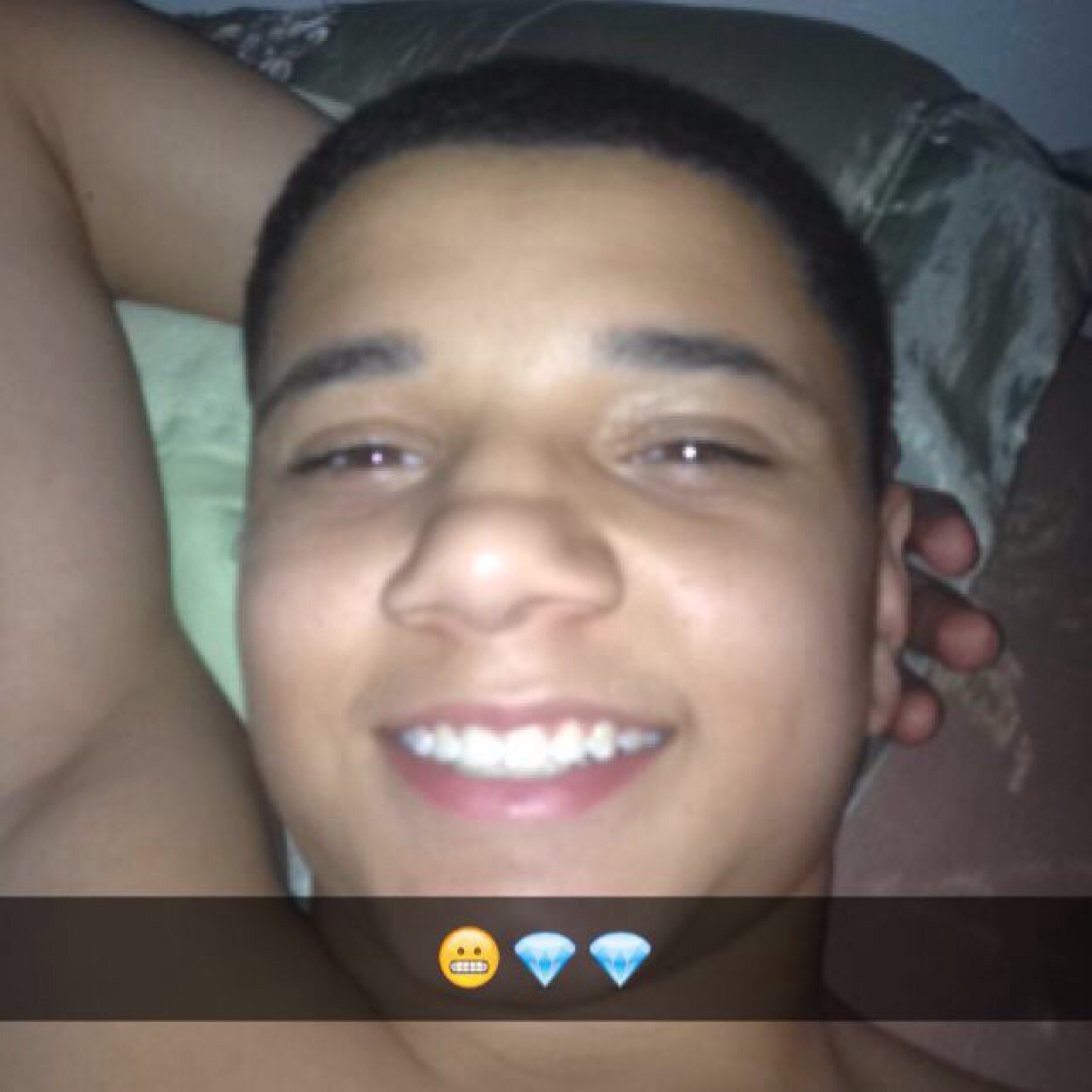 Willis90C's profile picture. kik@pointguardnumber7 Instagram @king_cloud2  Hit me up at those