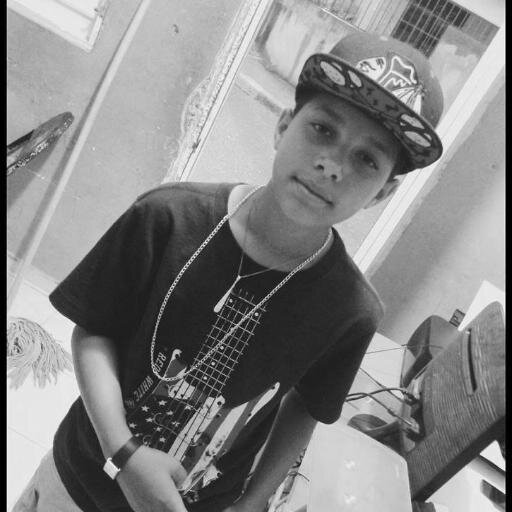 EqquiiYeyyy;:Yvan Fernandez