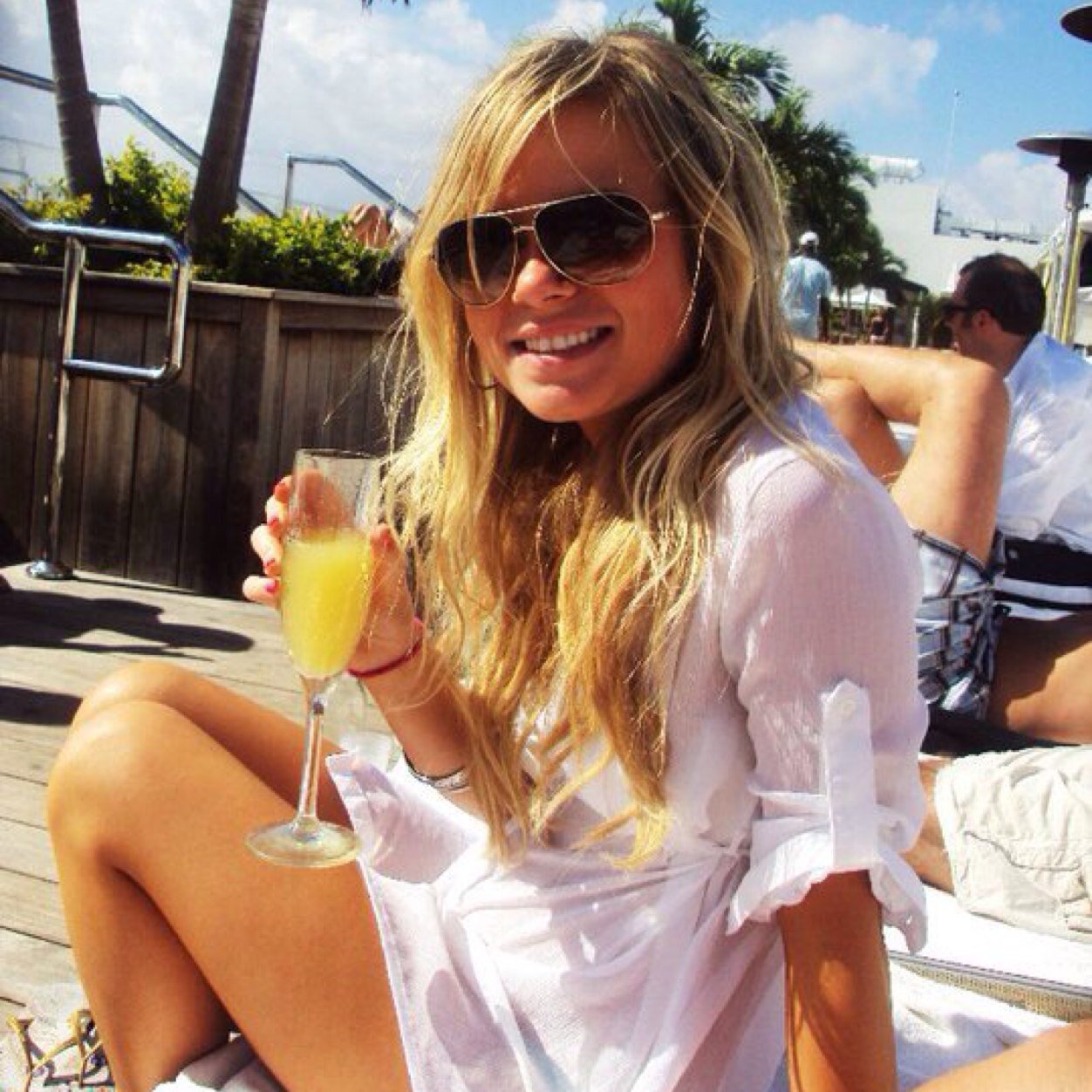 cait_shannon's profile picture. 🐶📚😴🍷🍟