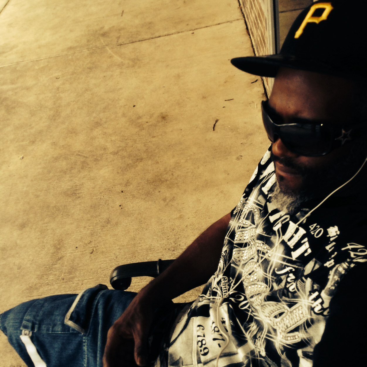 jonjay_81's profile picture. 