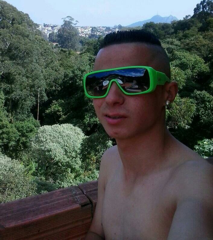 Adoro futebol