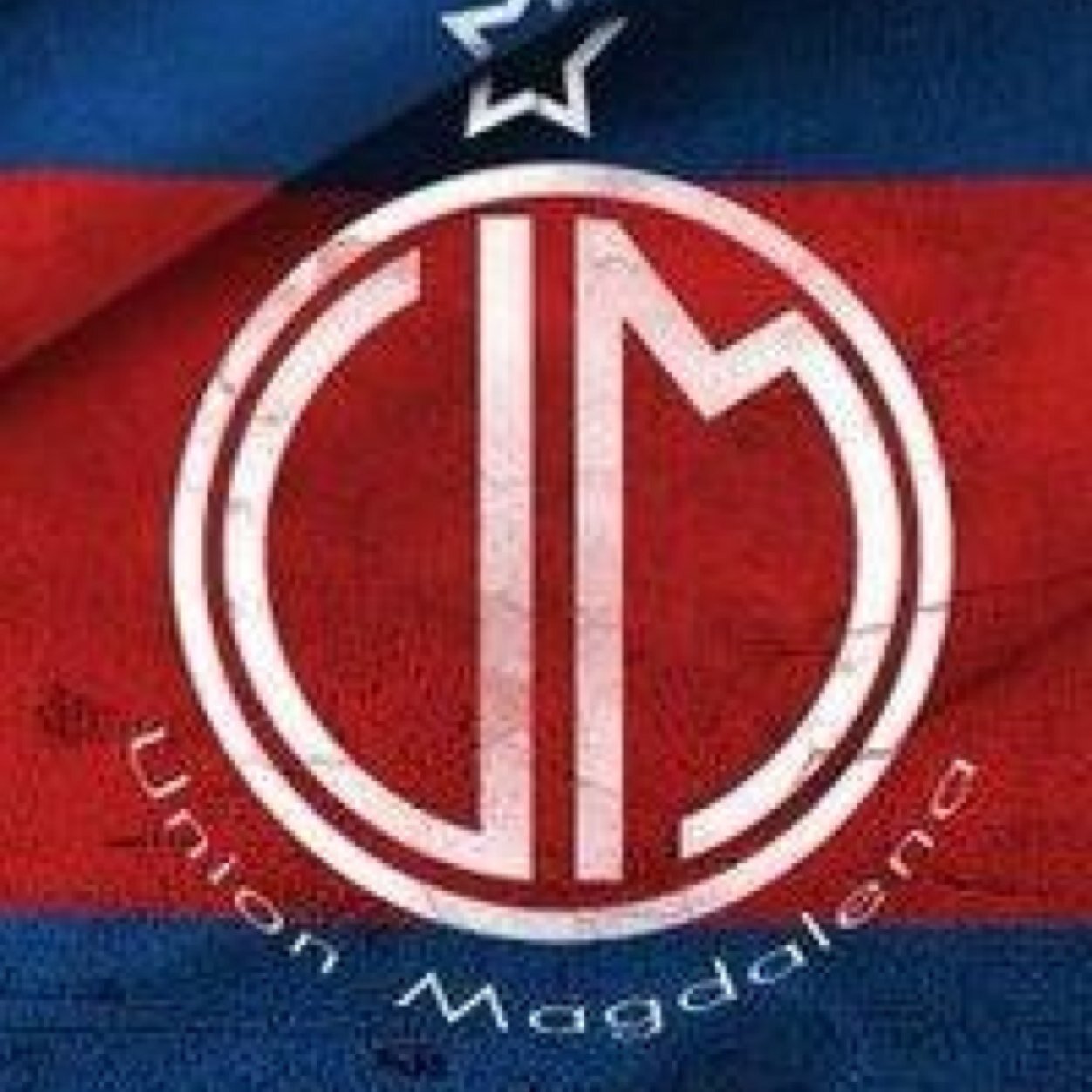 Gracias a la melancolia, ese alpinismo de los perezosos, escalamos desde nuestro lecho todas las cumbres y soñamos en lo alto de todos los precipicios. (Cioran)