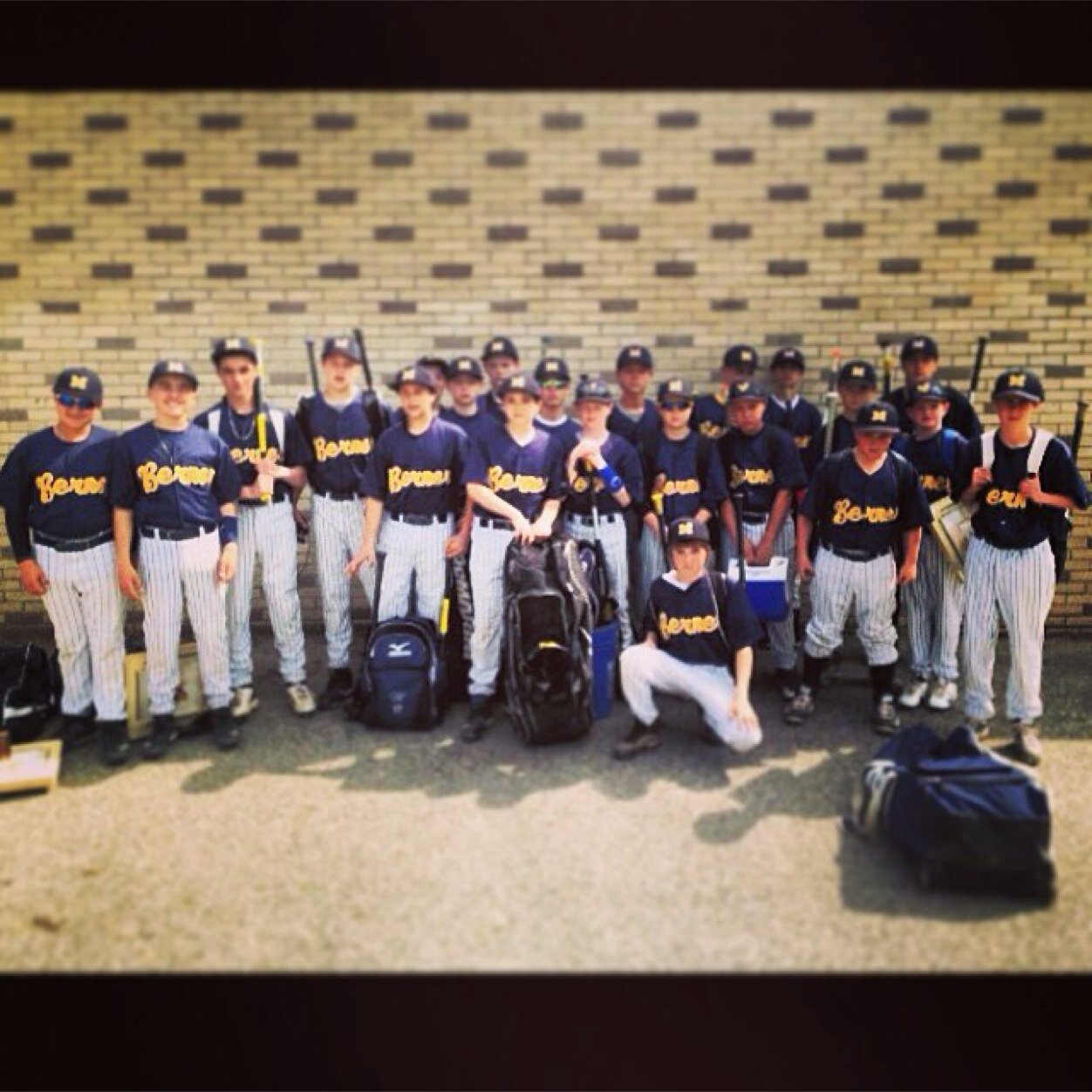 Berner Baseball #17⚾️
Baseball is life⚾️
Long Island Whalers #17⚾️
Pitcher/Right Field⚾️