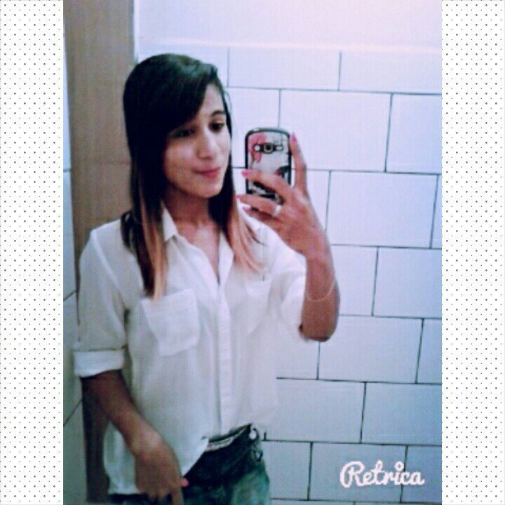 Vá procurar sua felicidade sem depender das pessoas...  ,  soou diva :3  e princesa do @felipem1randaa  ♥♥