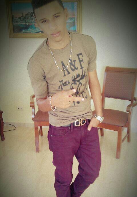 lokitoh swagger de lo puro??...fb..((edison reyes))....follow back...y teh doy...back..3??