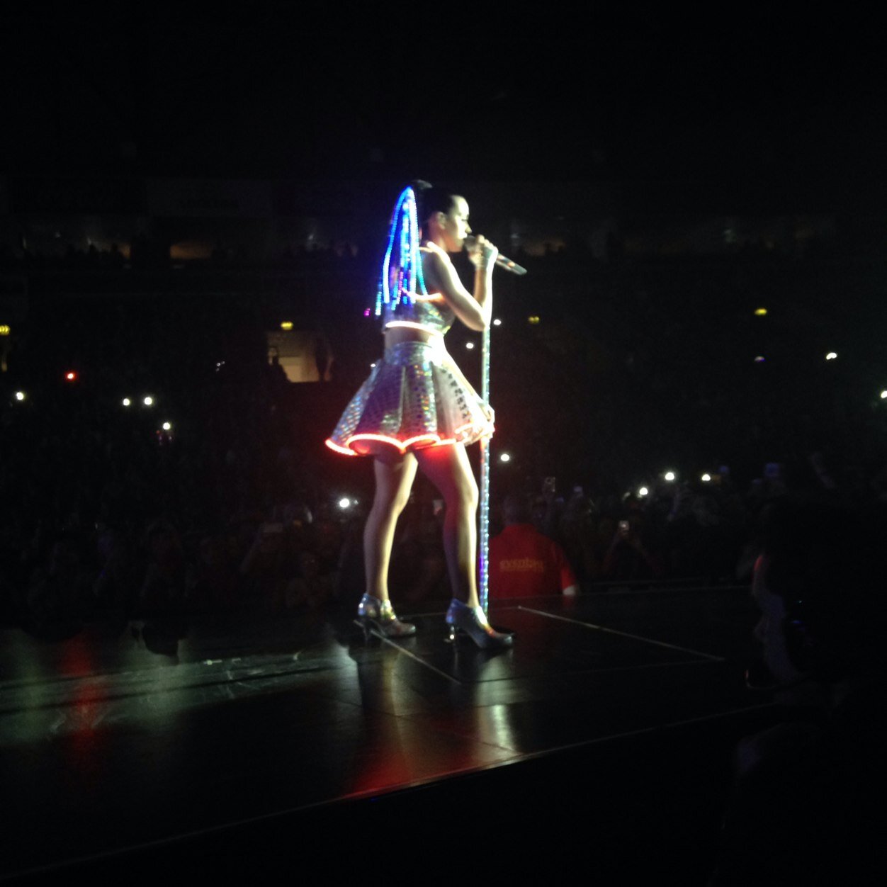 #CDT - 24/10/10 #PWT - 07/05/14 love @katyperry more than anything! Let The Light In✌️