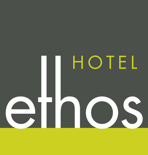 #Boutique #hotel and #cafe in the centre of historic #Oxford featuring luxury rooms and suites at affordable rates. Tweeting about jolly ol' England!