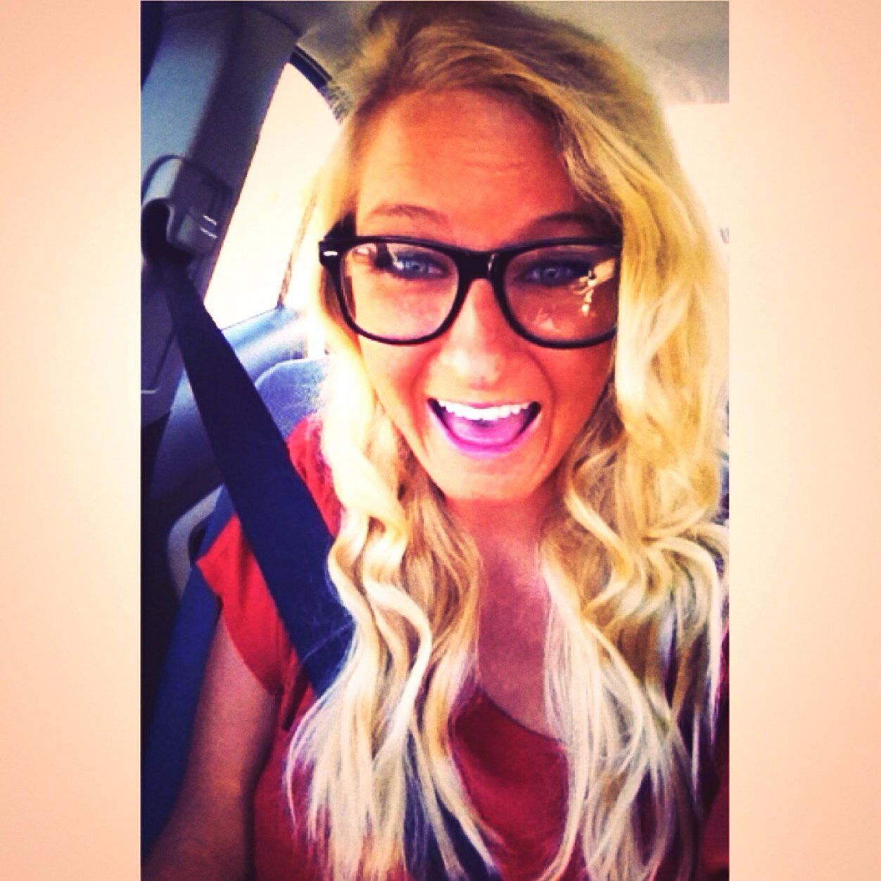 Southern girl with a passion for fashion, arts, and food!