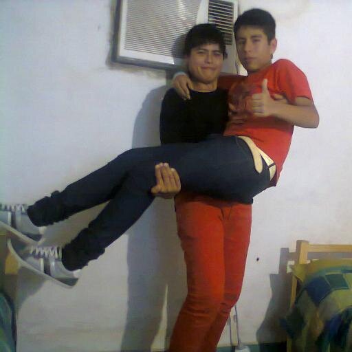 Trabajo en te amo para toda la vida
Mi Face :3 https://t.co/Vj8kjsRurr
Mi Ask.Fm https://t.co/TklyYqDSr6