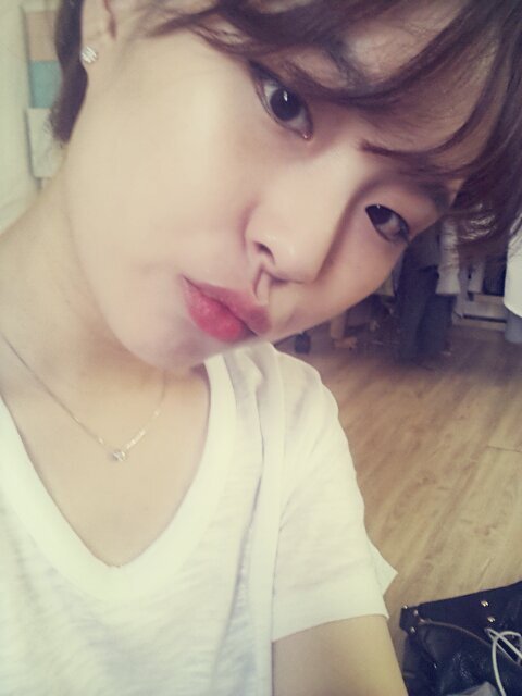 possesses_00's profile picture. #봄 그리고 #스물셋