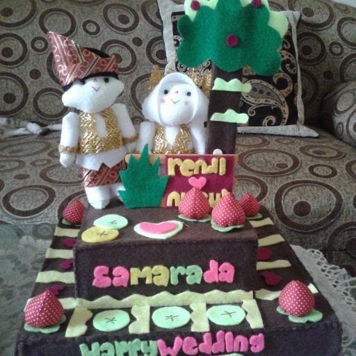 DandsCraft's profile picture. Menyediakan boneka yang terbuat dari bahan flanel dgn hiasan2 cantik, ada wedding souvenir juga, dan dapat dijual kembali. order hub: 085775156577(Wit)