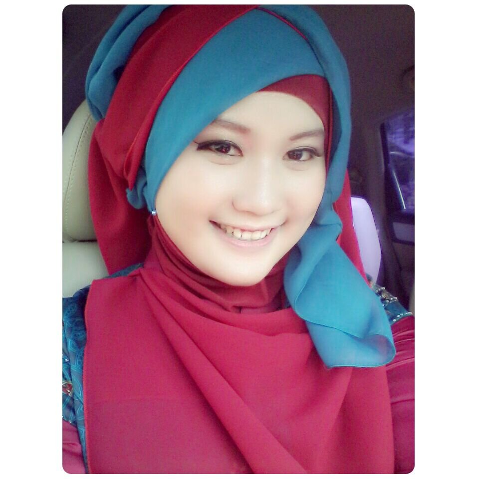 vickyamaliaiska's profile picture. 