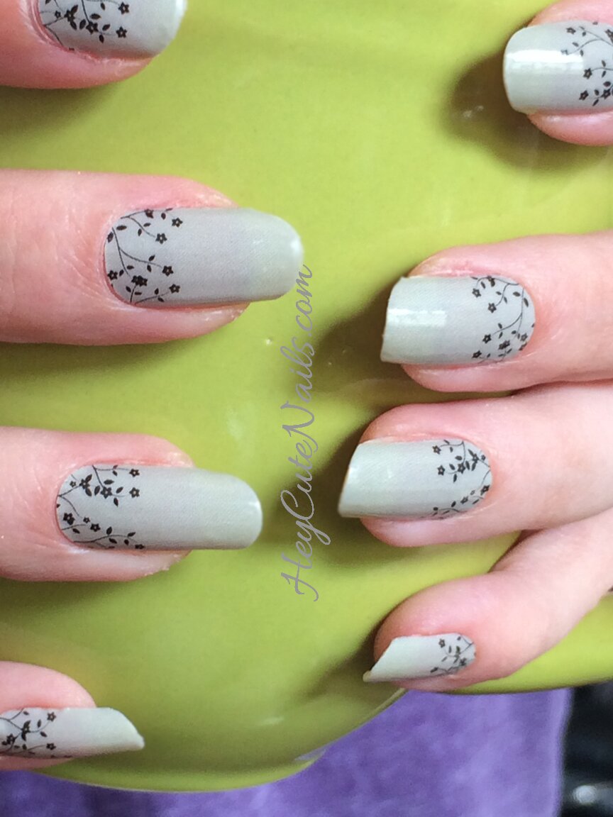 Independant consultant for Jamberry Nails. Love glitter, music, writing, & my cats. I also manage a Things Remembered store and I live in New Jersey :)