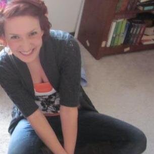grammar snob. hopeless romantic, gear head. g33k. Stephen King connoisseur. confirmed ghost story&horror film addict.