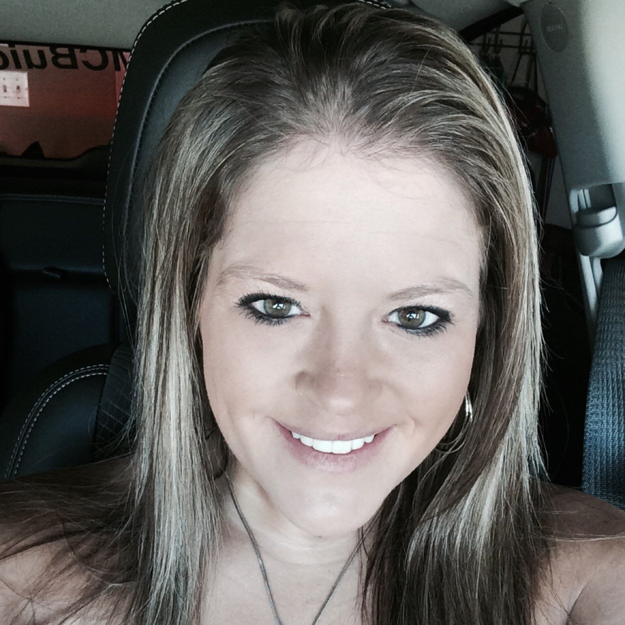 AT_Blondie's profile picture. ❤️Passionate,Caring, Hard Working Mother of 2⃣ handsome boys! ☀️ LuLaRoe Fashion Consultant! Join my FB VIP group: https://t.co/ErOkHPMwjq