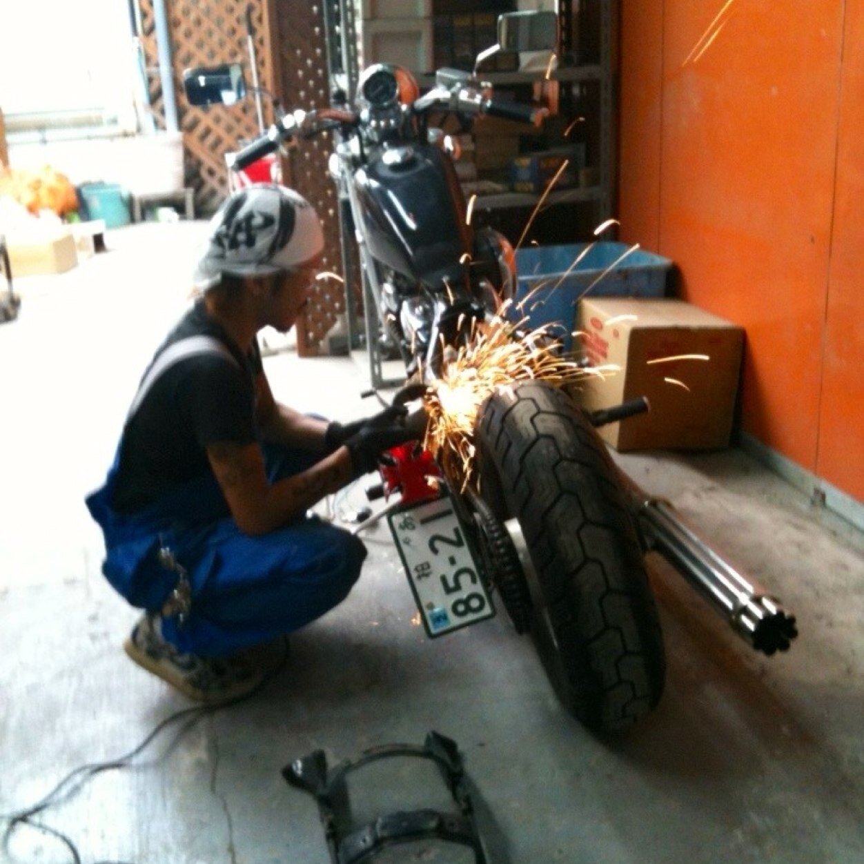 はじめまして、都内で車&バイクのCustomSHOPをしています。車検・一般整備・板金塗装・パーツ取付・LEDパーツ製作・車&バイクCustom.etc
