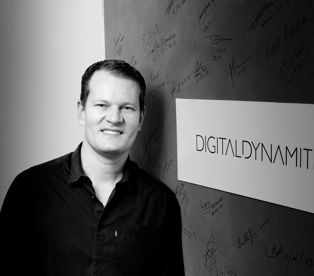 husband, father, creative director (@digitaldynamitesa). lover of god, my family, good coffee, craft beer, design, travel, mtb and my volvo