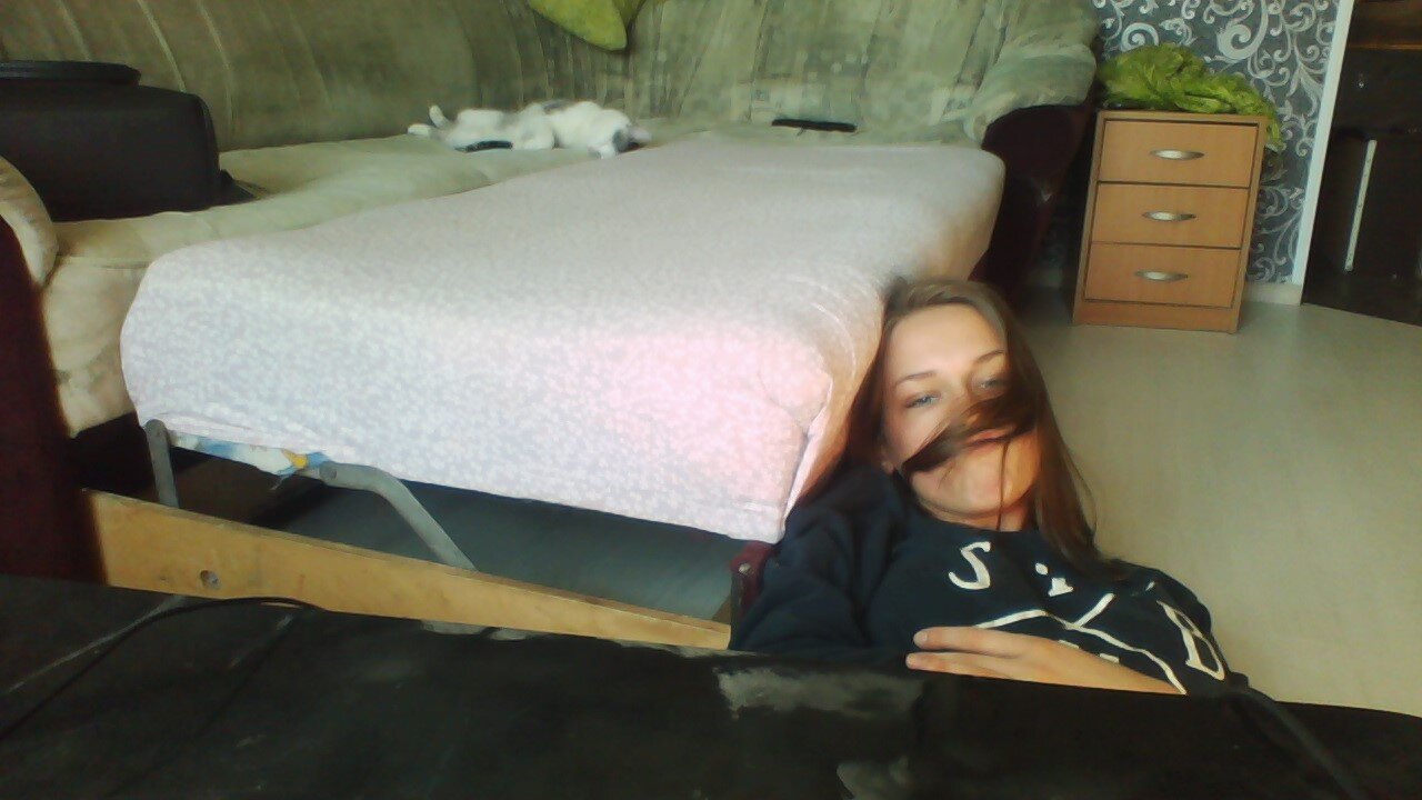 olesya03121's profile picture. 