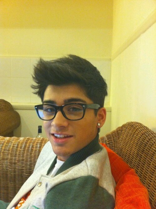 Zayn i love you very much so cute and handsome..